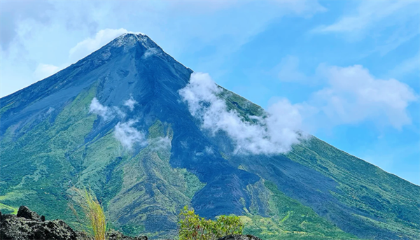 菲律賓火山有哪些(旅游怎么去)