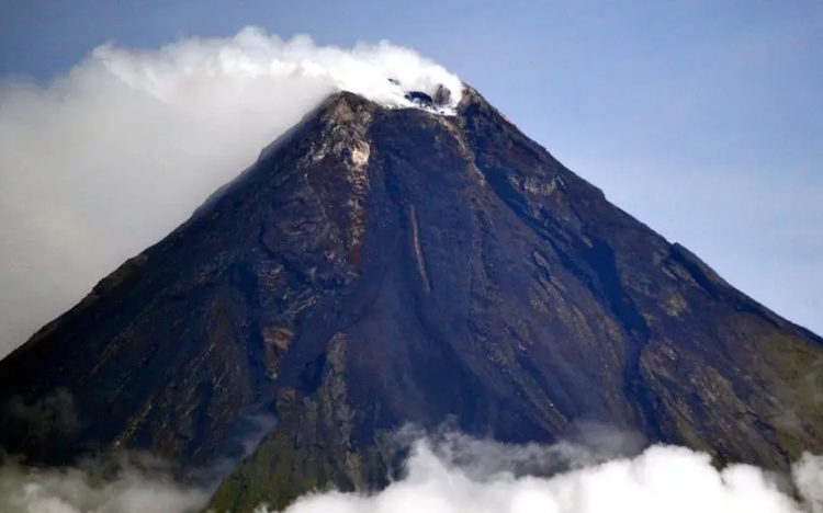 菲律賓馬榮火山和長灘島