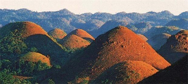 菲律賓巧克力山旅游景點(應該帶什么)